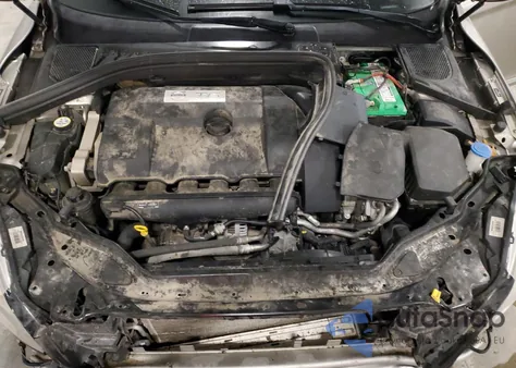 2015 Volvo Xc60 T6 Premier из США, поврежденный, VIN YV4902RK3F2745343